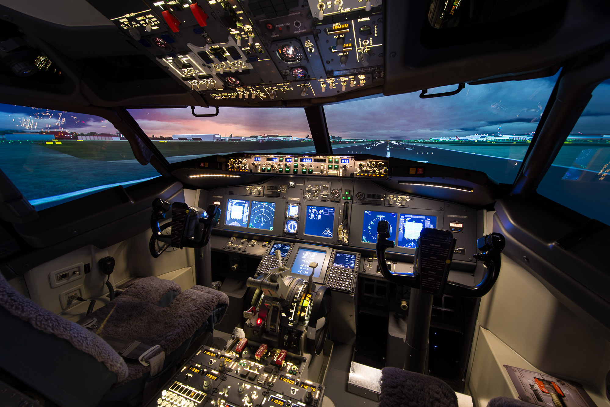 Boeing 737-800 Simulator